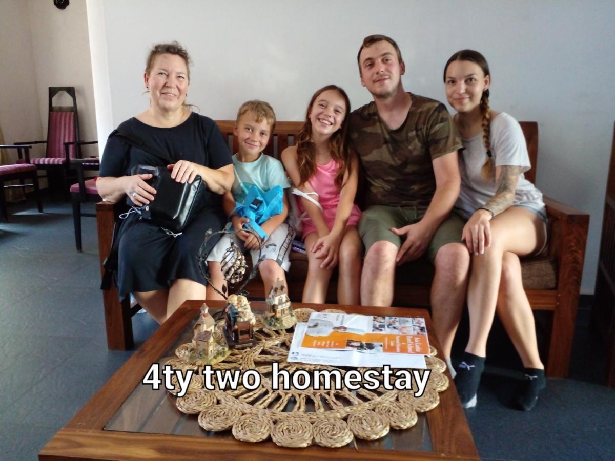 4Ty Two Homestay Гале Екстериор снимка