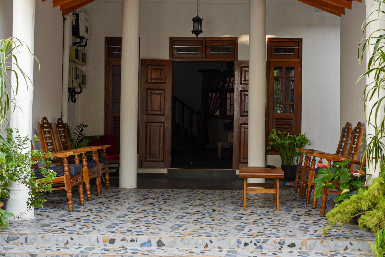 4Ty Two Homestay Гале Екстериор снимка