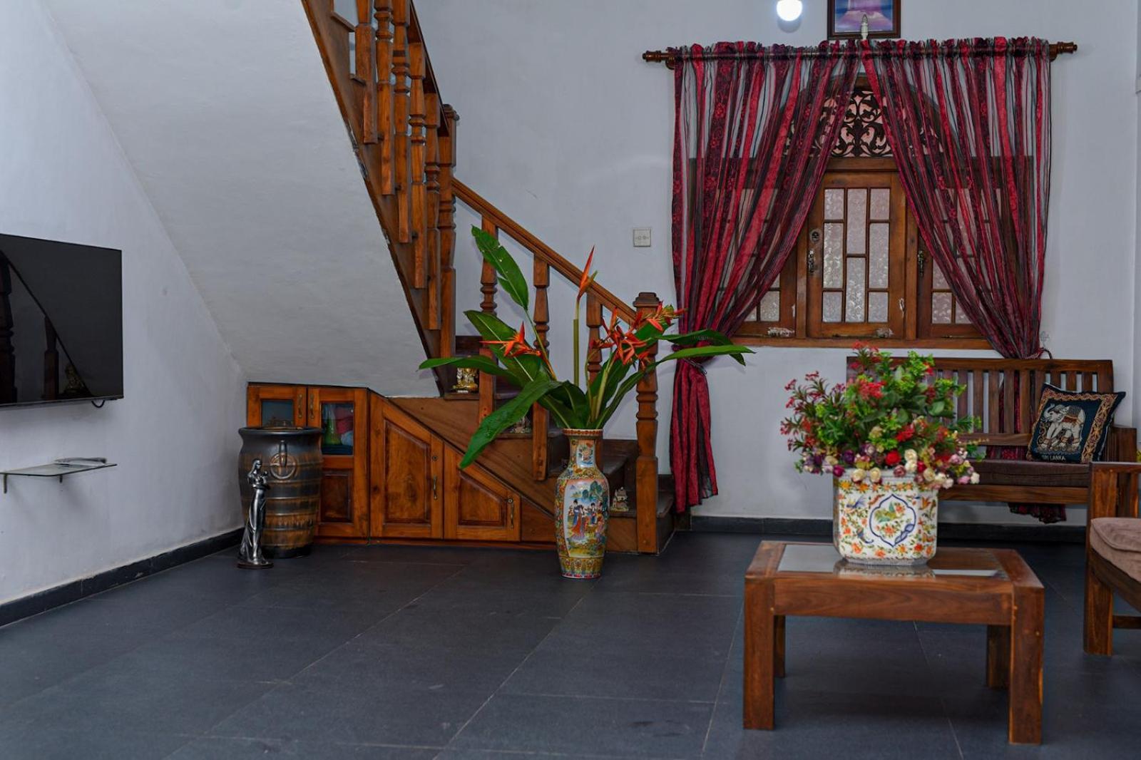 4Ty Two Homestay Гале Екстериор снимка