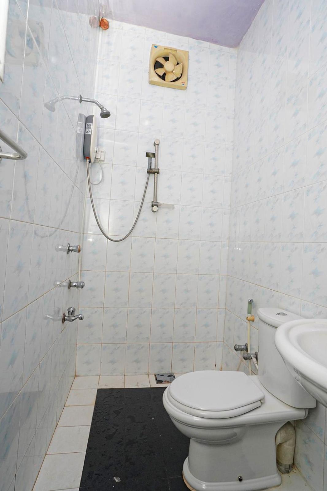4Ty Two Homestay Гале Екстериор снимка