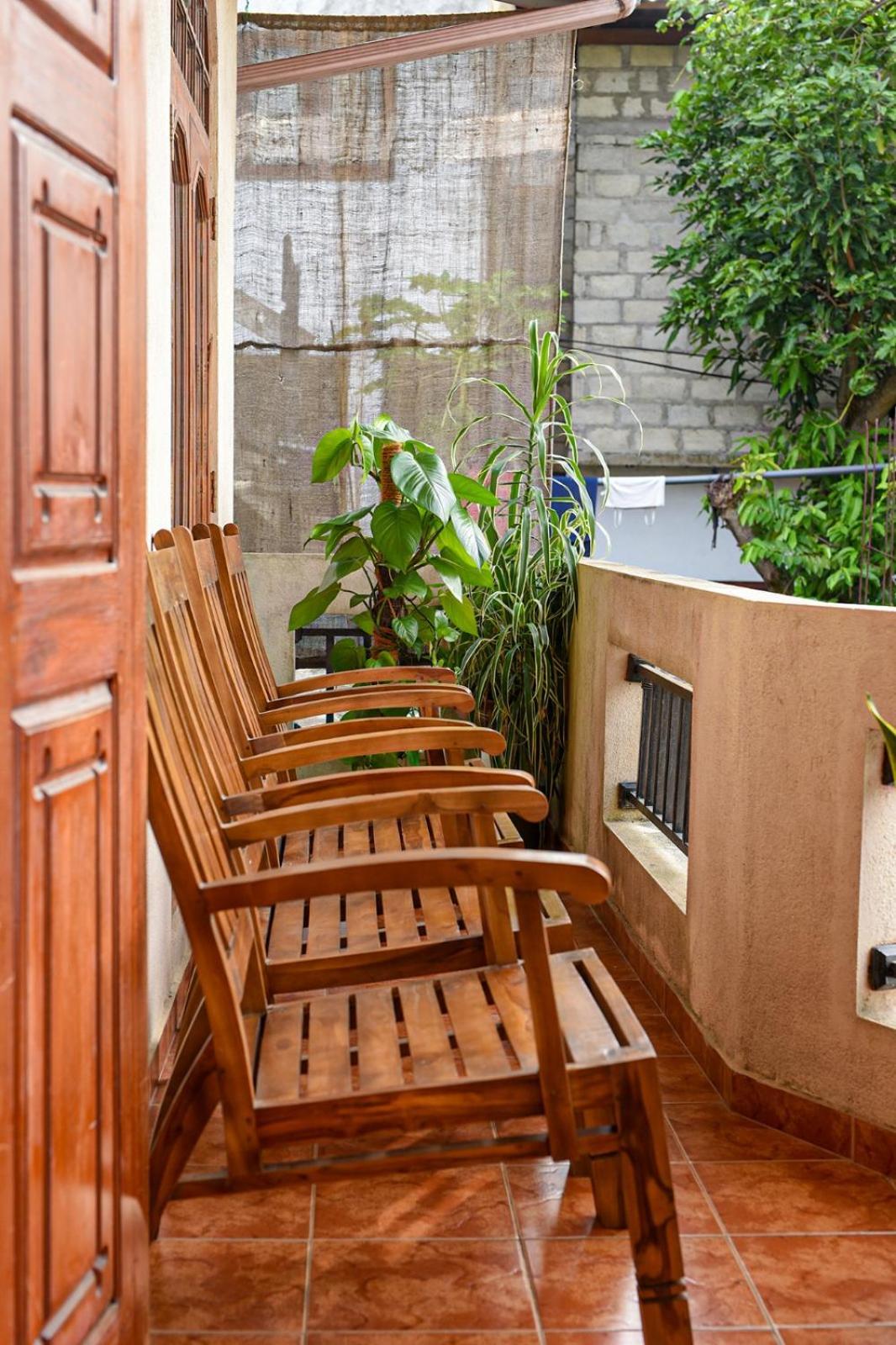 4Ty Two Homestay Гале Екстериор снимка