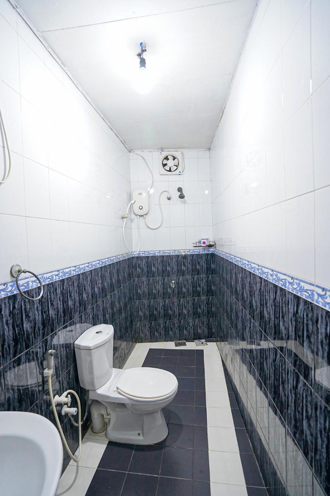 4Ty Two Homestay Гале Екстериор снимка