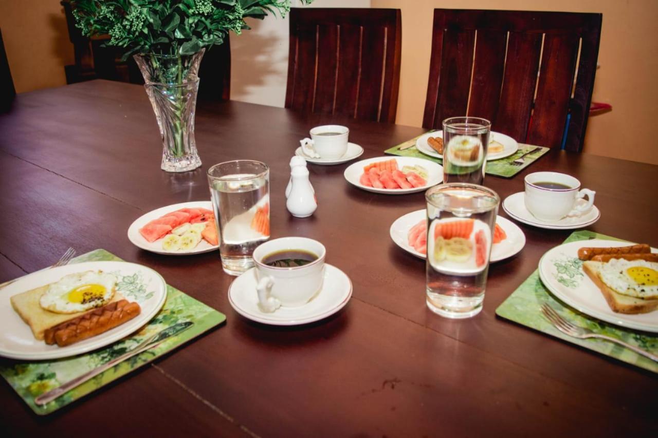 4Ty Two Homestay Гале Екстериор снимка