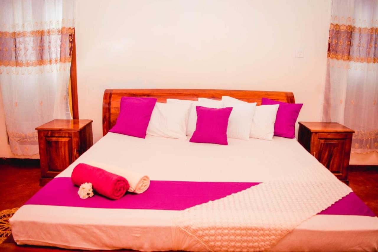 4Ty Two Homestay Гале Екстериор снимка