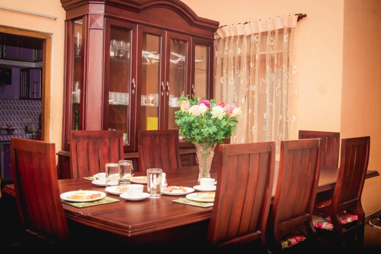 4Ty Two Homestay Гале Екстериор снимка